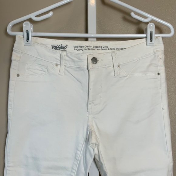 Mossimo Mid-Rise Denim Legging Crop Jeans - Picture 3 of 15